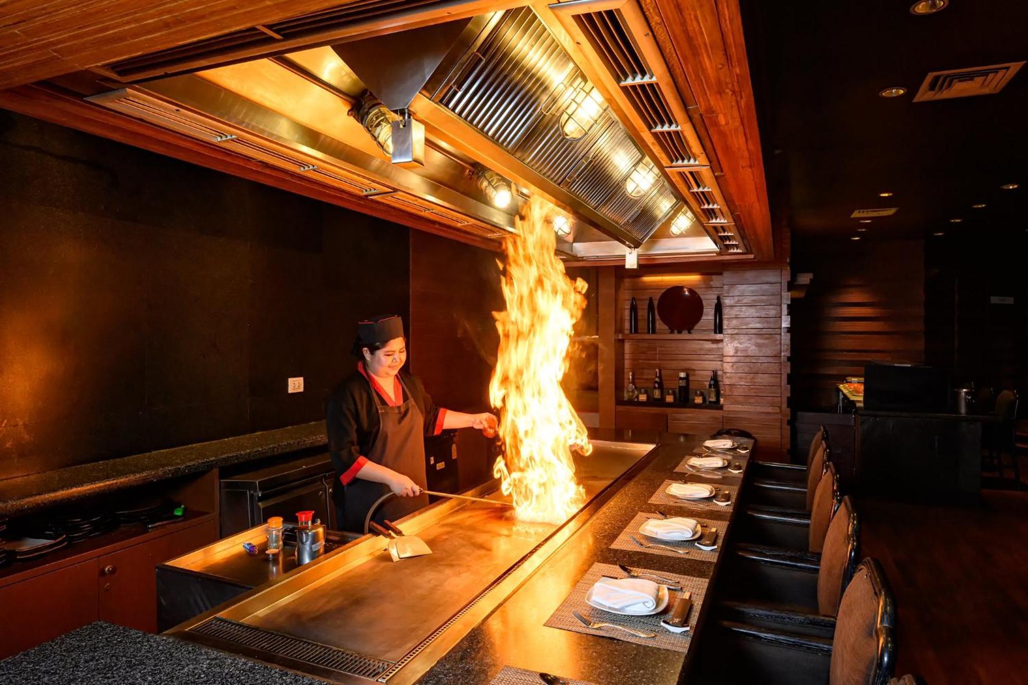 盛泰澜曼谷拉普崂中央广场酒店 5*